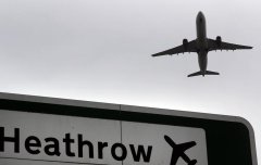 万博手机官网登录它们分属英国航空公司和维珍航空公司-万博max官网